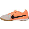 Nike Tiempo V4 IC Junior 631514 008\r\nDziecięcy buty Nike do gry w piłkę nożną na hali. Zapinane na rzep.