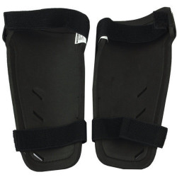 Ochraniacze piłkarskie Nike Park Guard SP0253 067