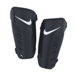 Ochraniacze piłkarskie Nike Park Guard SP0253 067