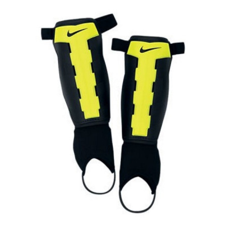 Ochraniacze piłkarskie Nike Charge SP0258 072