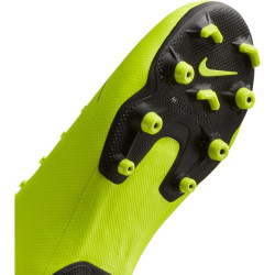 Nike Jr. Superfly 6 Academy (MG) AH7337 701