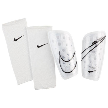 ochraniacze Nike Mercurial Lite SP2120 104