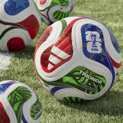 piłka adidas FIFA World Cup 26™ Trionda Pro JD8021