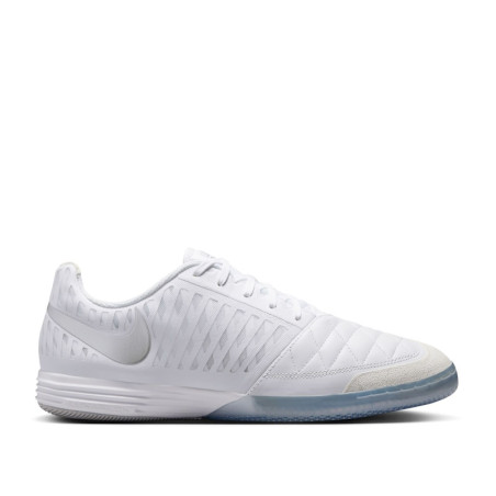 Buty piłkarskie halówki Nike Lunargato II IC 580456 105