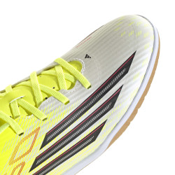 Buty piłkarskie halówki adidas F50 Club IN JR9049